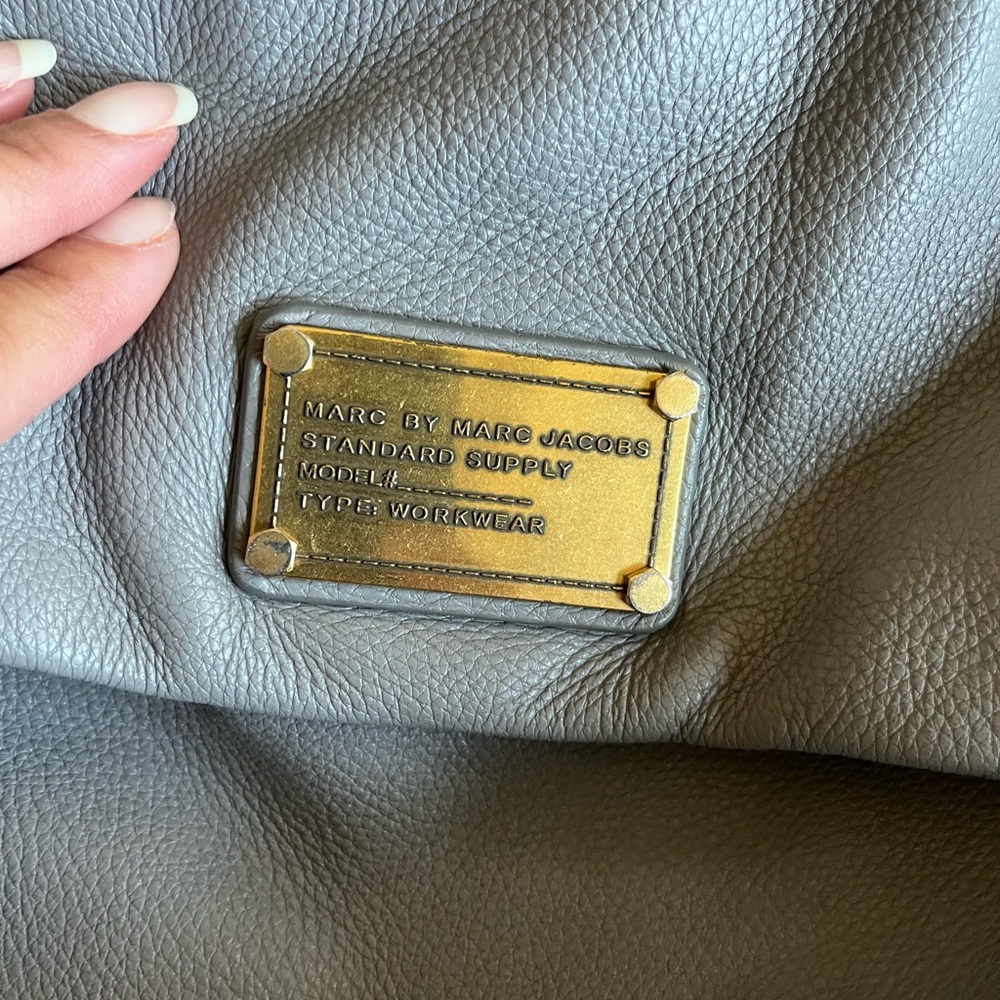 Marc Jacobs cross body bag - Picture 2 of 5